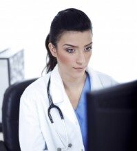 Doctor on Computer ID-10035343