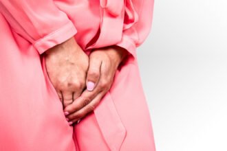 what are the early symptoms of incontinence